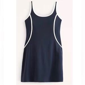 NWOT Abercrombie and Fitch Navy Traveler Mini Dress Size Medium Petite